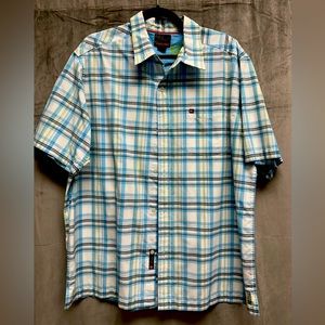 Quiksilver Men’s Short Sleeve Button-up